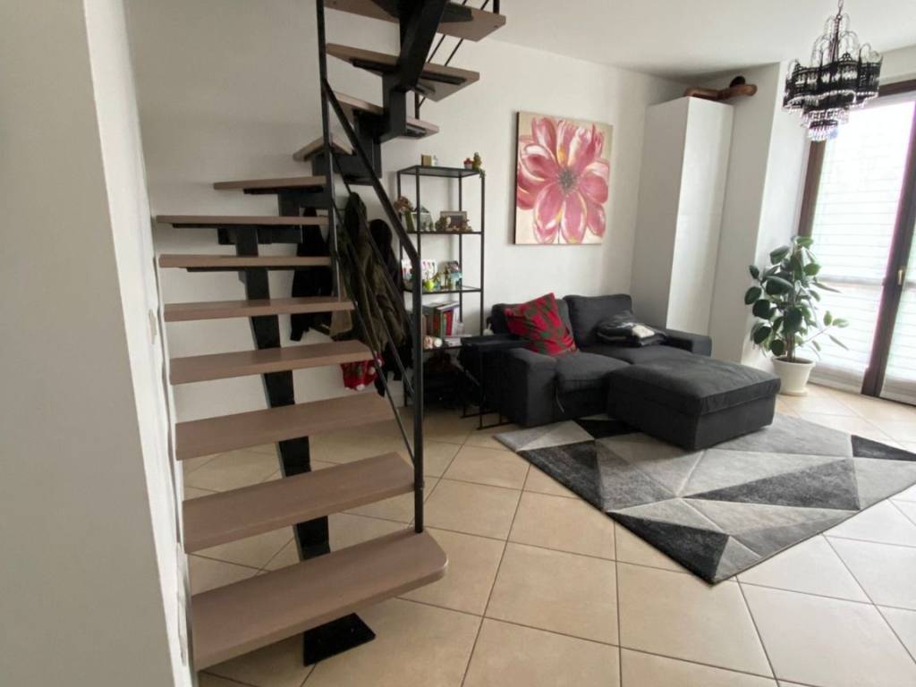 appartamento in vendita ad Appiano Gentile