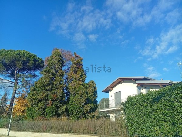 casa indipendente in vendita ad Appiano Gentile
