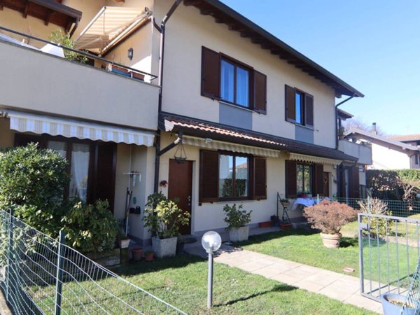 appartamento in vendita ad Appiano Gentile