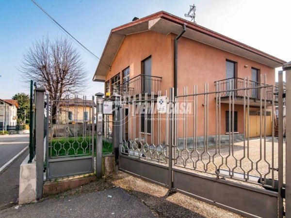 casa indipendente in vendita ad Appiano Gentile