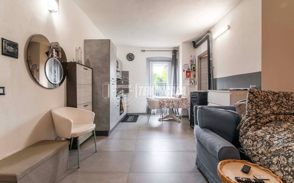 appartamento in vendita ad Appiano Gentile