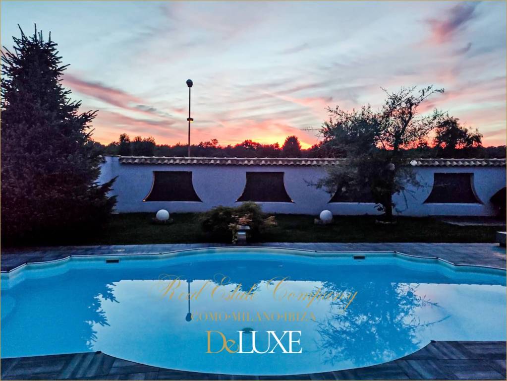 casa indipendente in vendita ad Appiano Gentile