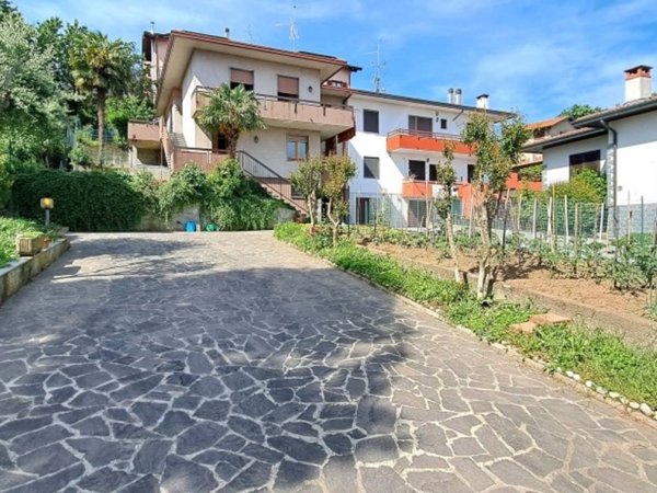 casa indipendente in vendita ad Appiano Gentile