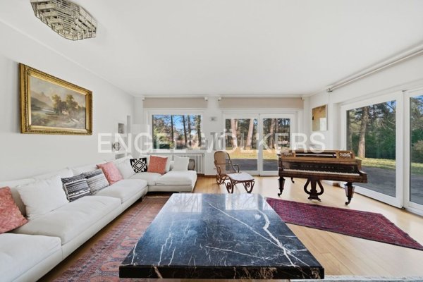 casa indipendente in vendita ad Appiano Gentile