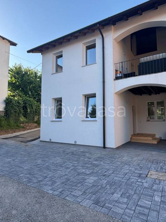 appartamento in vendita ad Appiano Gentile