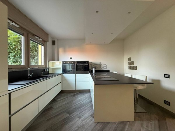 appartamento in vendita ad Appiano Gentile