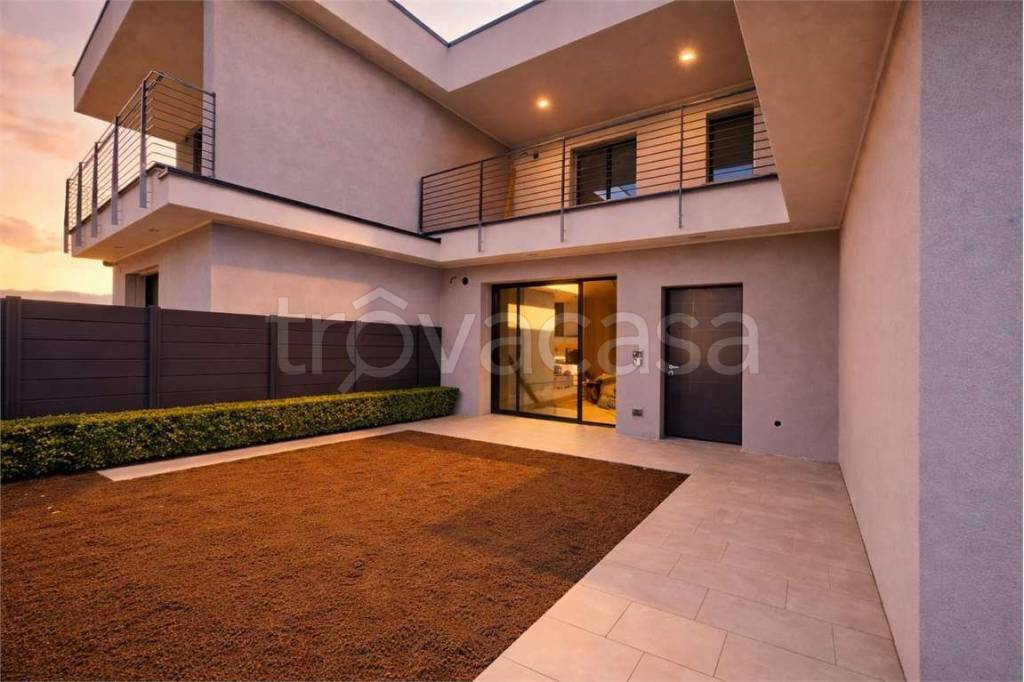 casa indipendente in vendita ad Appiano Gentile