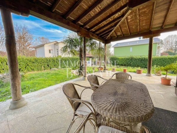 casa indipendente in vendita ad Appiano Gentile