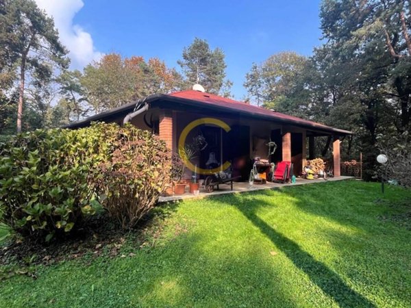 casa indipendente in vendita ad Appiano Gentile