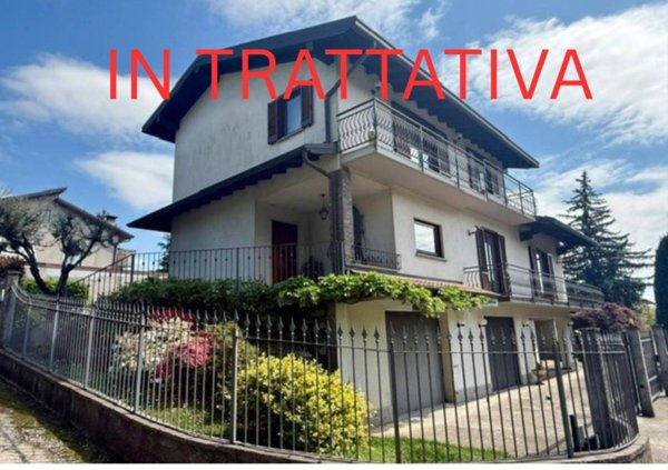 casa indipendente in vendita ad Appiano Gentile