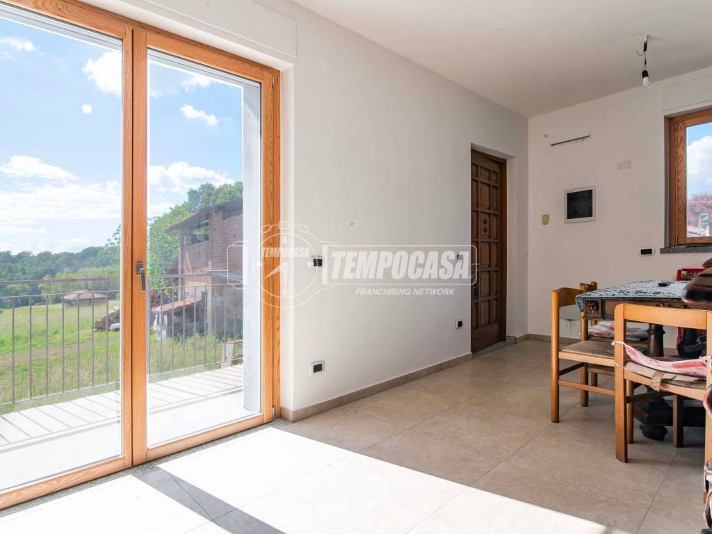 casa indipendente in vendita ad Appiano Gentile