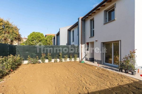 casa indipendente in vendita ad Appiano Gentile
