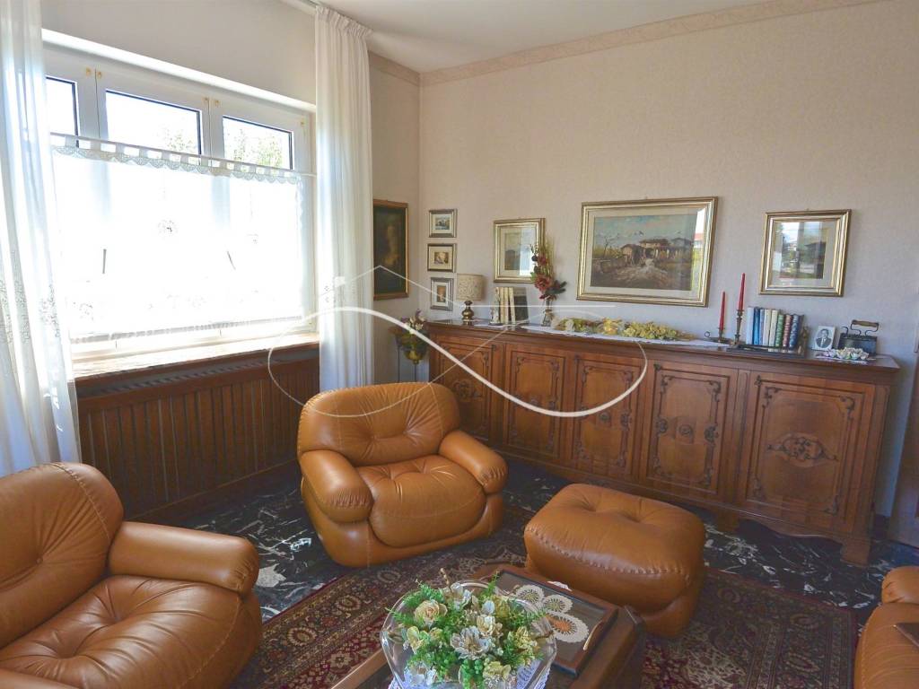 casa indipendente in vendita ad Appiano Gentile