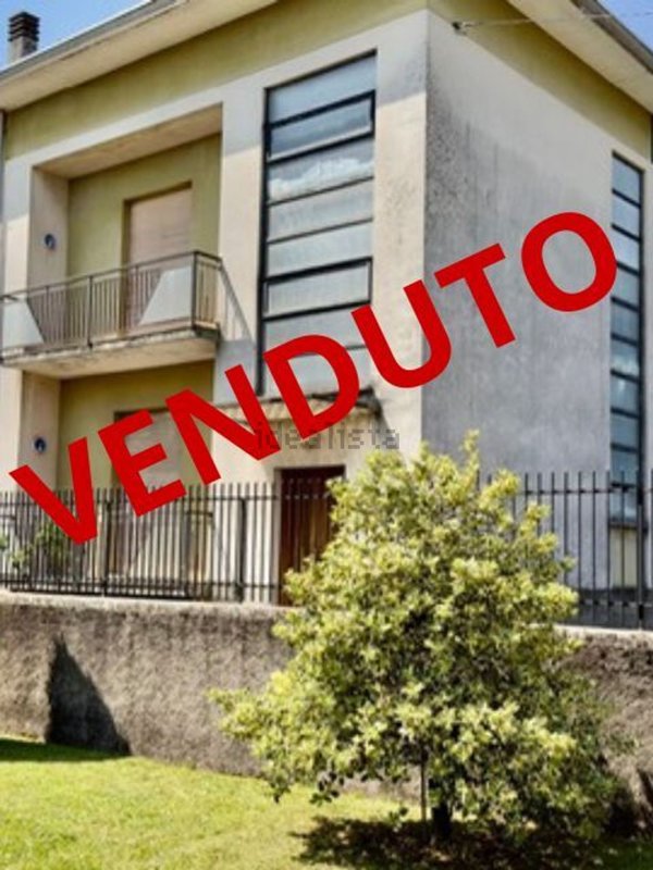 casa indipendente in vendita ad Appiano Gentile