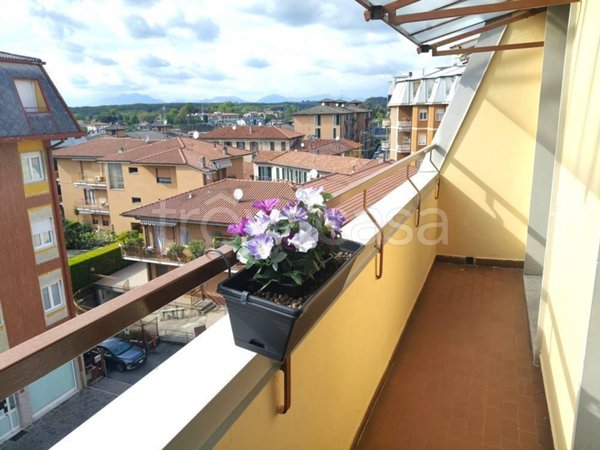 appartamento in vendita ad Appiano Gentile