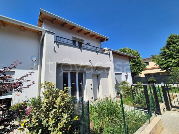 casa indipendente in vendita ad Appiano Gentile