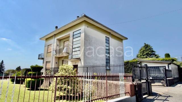 casa indipendente in vendita ad Appiano Gentile