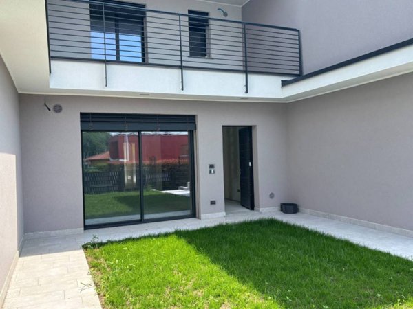casa indipendente in vendita ad Appiano Gentile