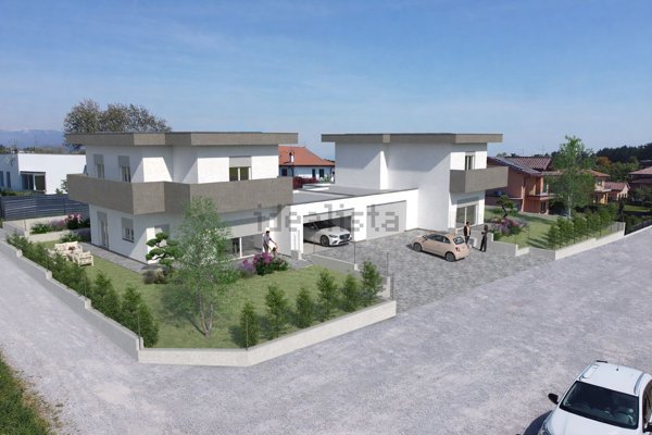 casa indipendente in vendita ad Appiano Gentile