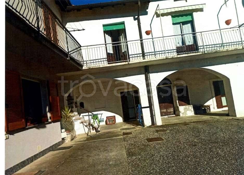 appartamento in vendita ad Appiano Gentile