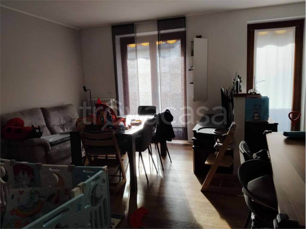 appartamento in vendita ad Appiano Gentile