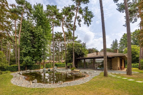 casa indipendente in vendita ad Appiano Gentile