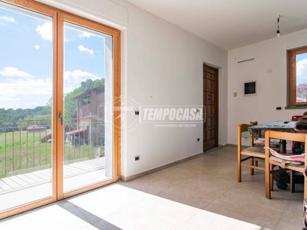 casa indipendente in vendita ad Appiano Gentile