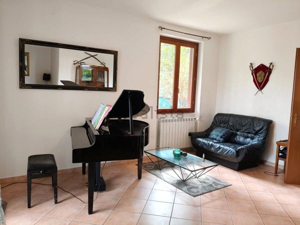 casa indipendente in vendita ad Appiano Gentile