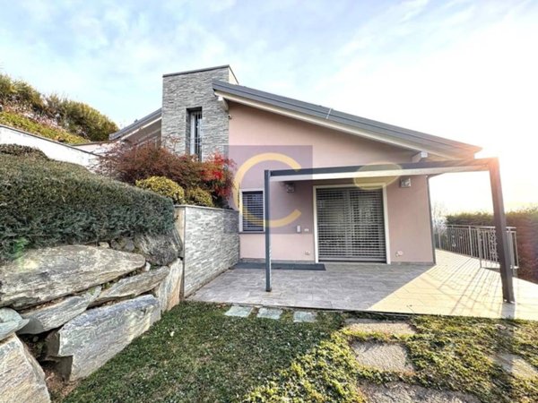 casa indipendente in vendita ad Appiano Gentile