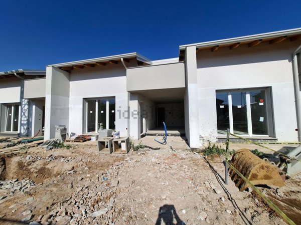 casa indipendente in vendita ad Appiano Gentile