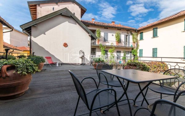 appartamento in vendita ad Appiano Gentile