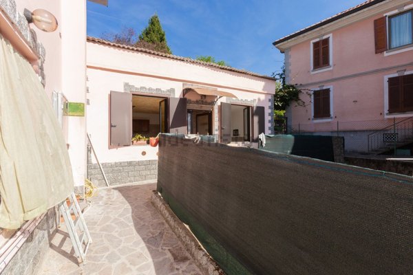 appartamento in vendita ad Appiano Gentile