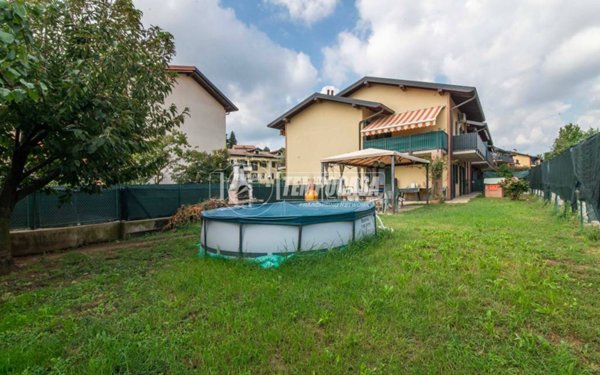 appartamento in vendita ad Appiano Gentile