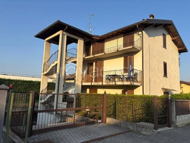 appartamento in vendita ad Appiano Gentile