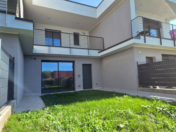 casa indipendente in vendita ad Appiano Gentile
