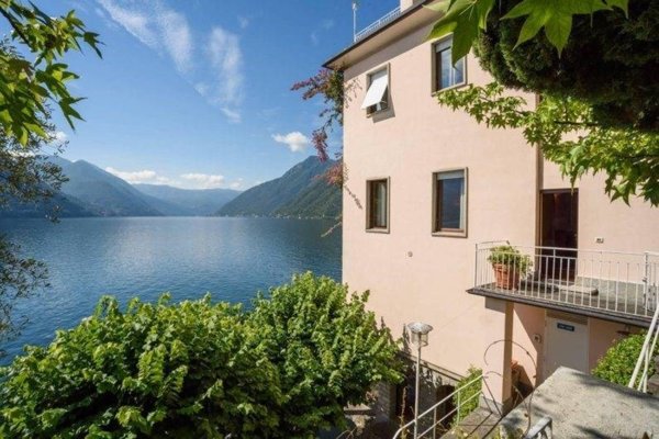 casa indipendente in vendita ad Argegno