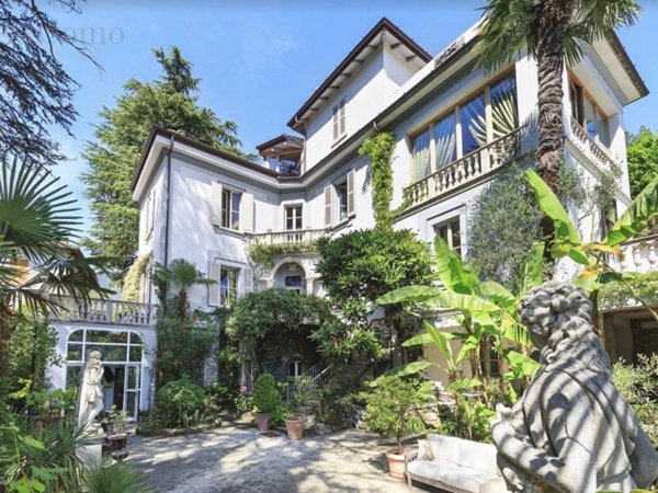 casa indipendente in vendita ad Argegno