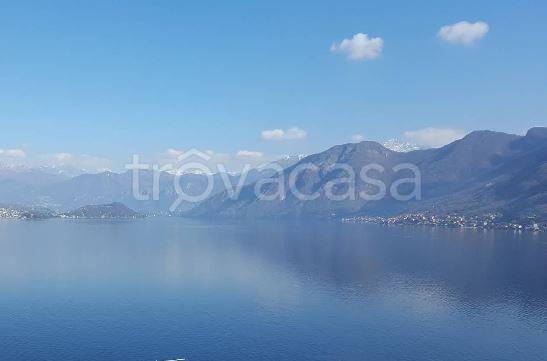 appartamento in vendita ad Argegno