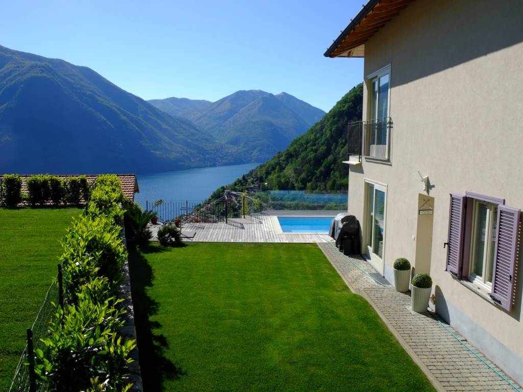 casa indipendente in vendita ad Argegno