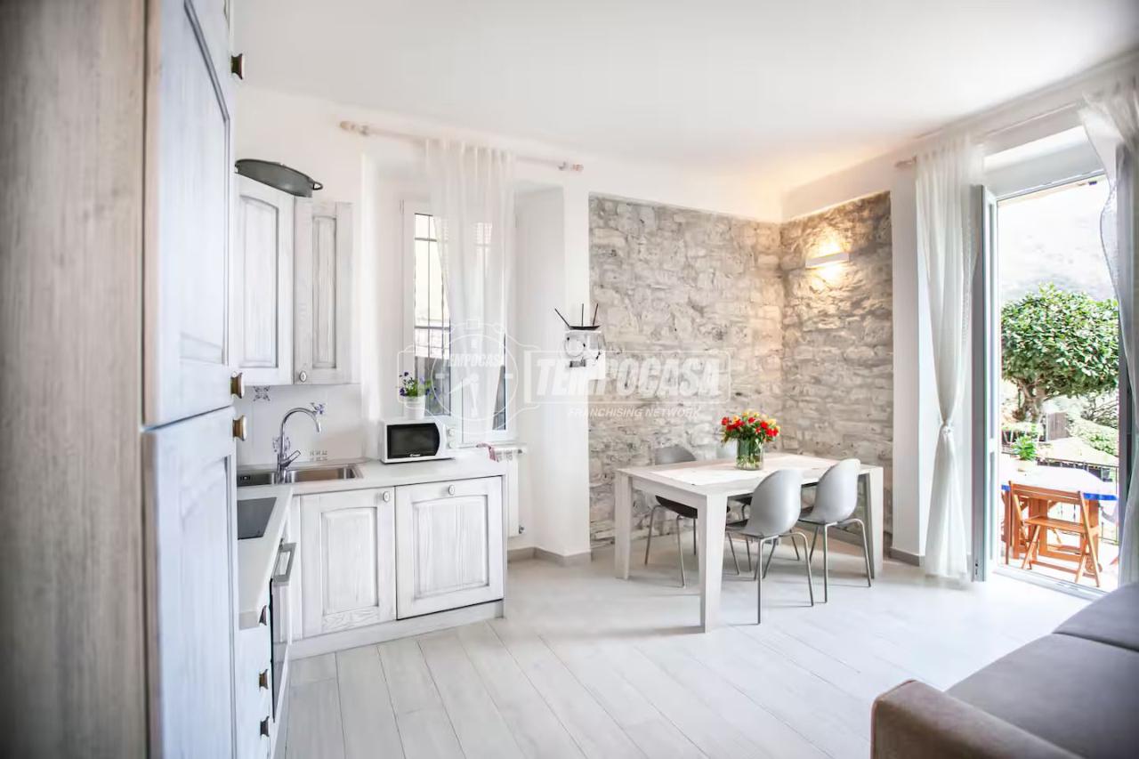 appartamento in vendita ad Argegno
