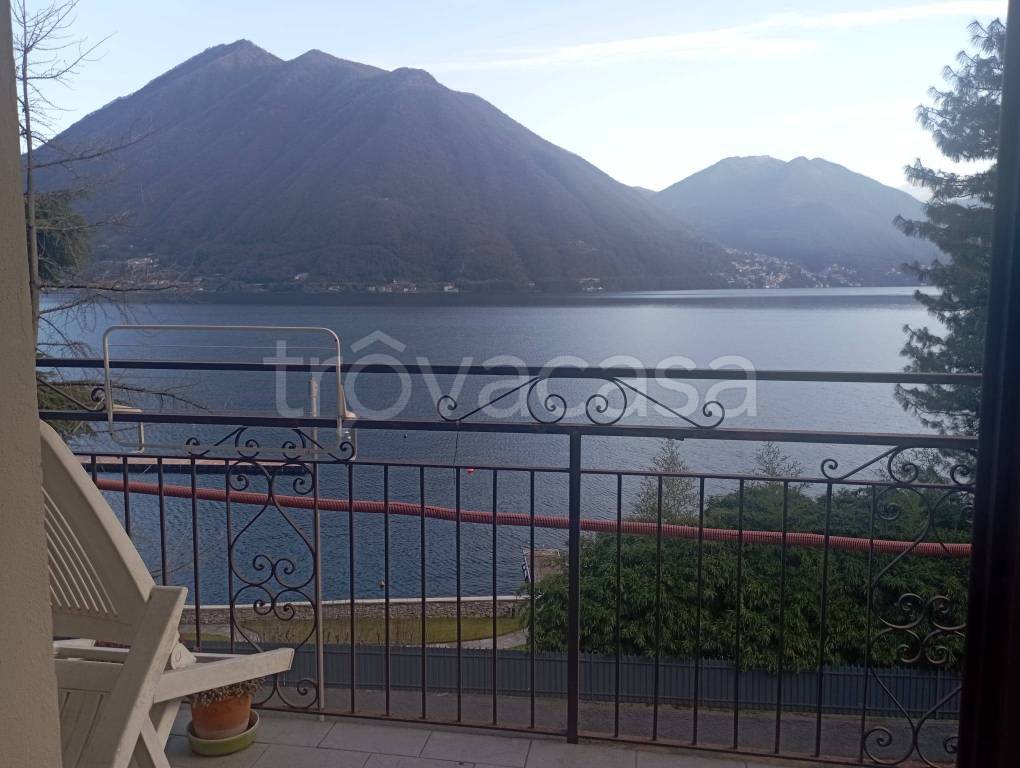 appartamento in vendita ad Argegno