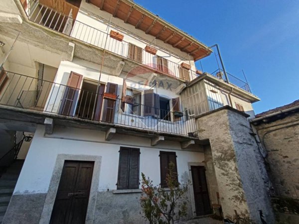 casa indipendente in vendita ad Argegno