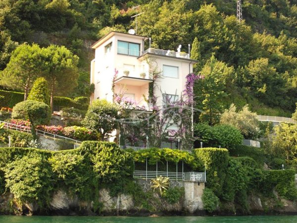 casa indipendente in vendita ad Argegno
