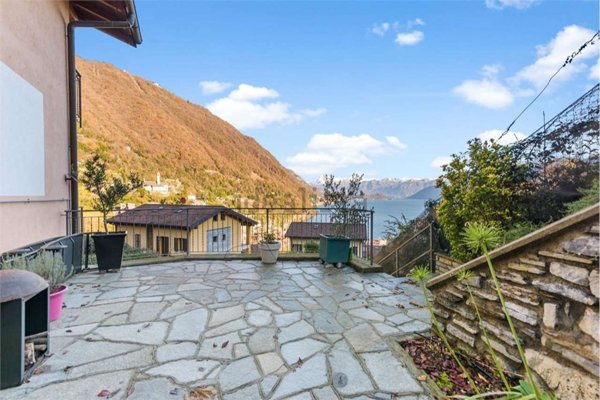 casa indipendente in vendita ad Argegno