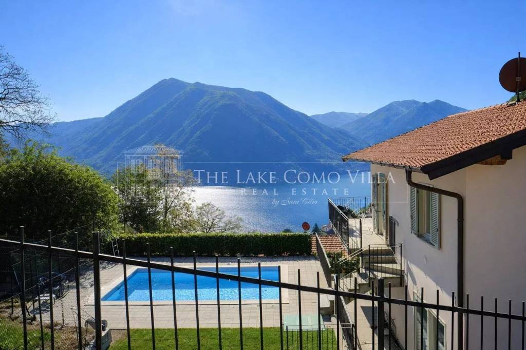 casa indipendente in vendita ad Argegno