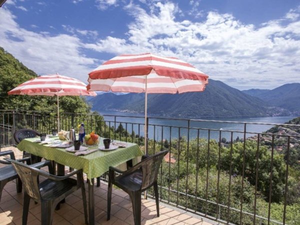 appartamento in vendita ad Argegno