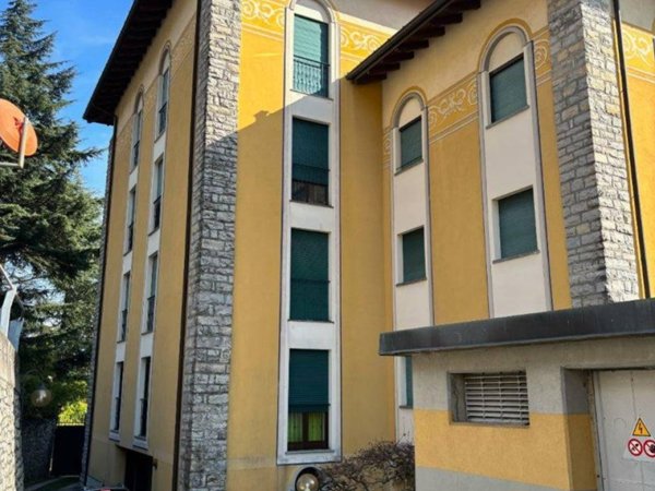 appartamento in vendita ad Argegno