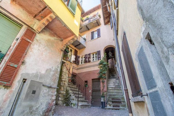casa indipendente in vendita ad Argegno