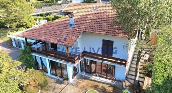 casa indipendente in vendita ad Argegno