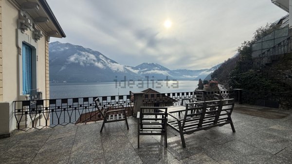 casa indipendente in vendita ad Argegno